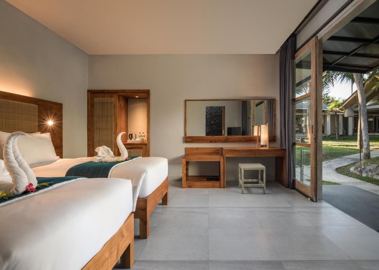 Umadewi Surf & Retreat Hotel Pulukan Luaran gambar