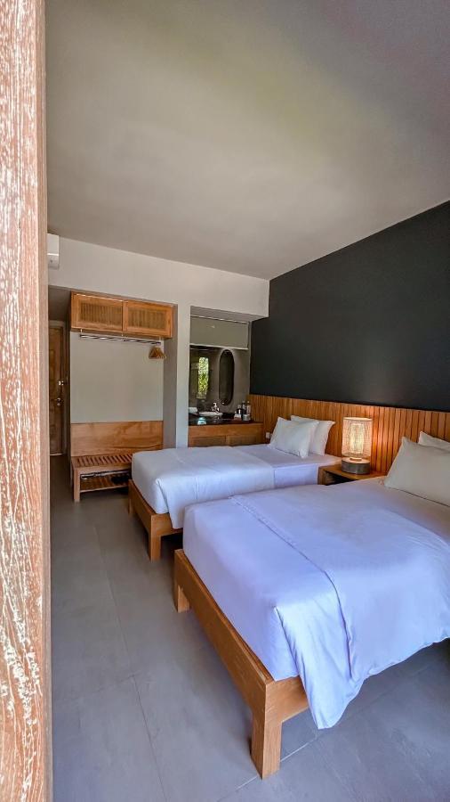 Umadewi Surf & Retreat Hotel Pulukan Luaran gambar