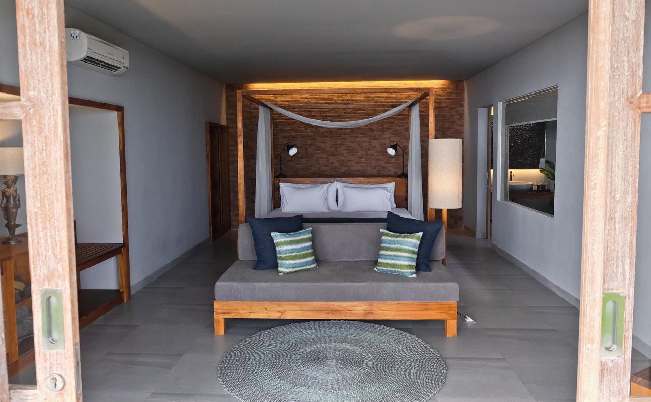 Umadewi Surf & Retreat Hotel Pulukan Luaran gambar